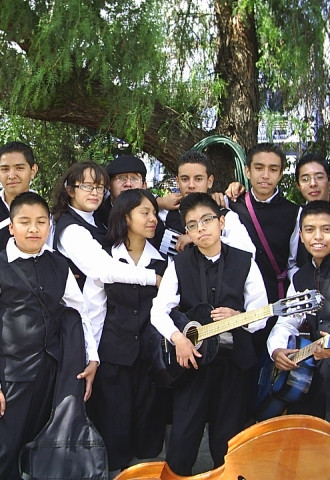 estudiantinaazteca.jpg
