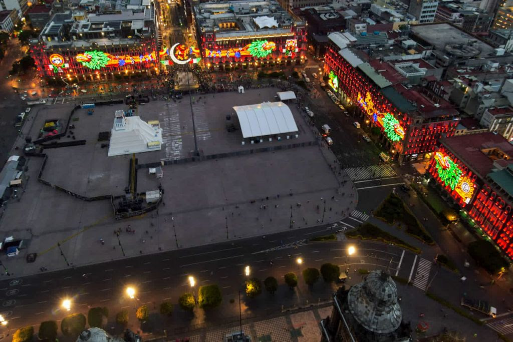 ALUMBRADO DECORATIVO CON MOTIVO DE LOS 500 AÑOS DE RESISTENCIA INDÍGENA MÉXICO - TENOCHTITLAN (3).jpg