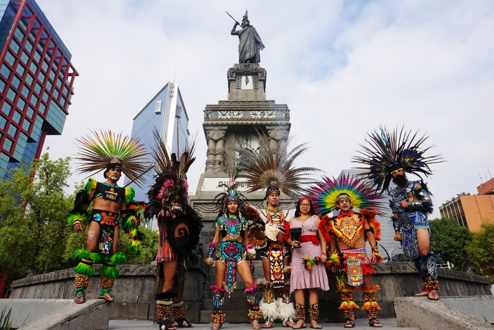 Reinauguración del monumento a Cuauhtémoc (3).jpeg