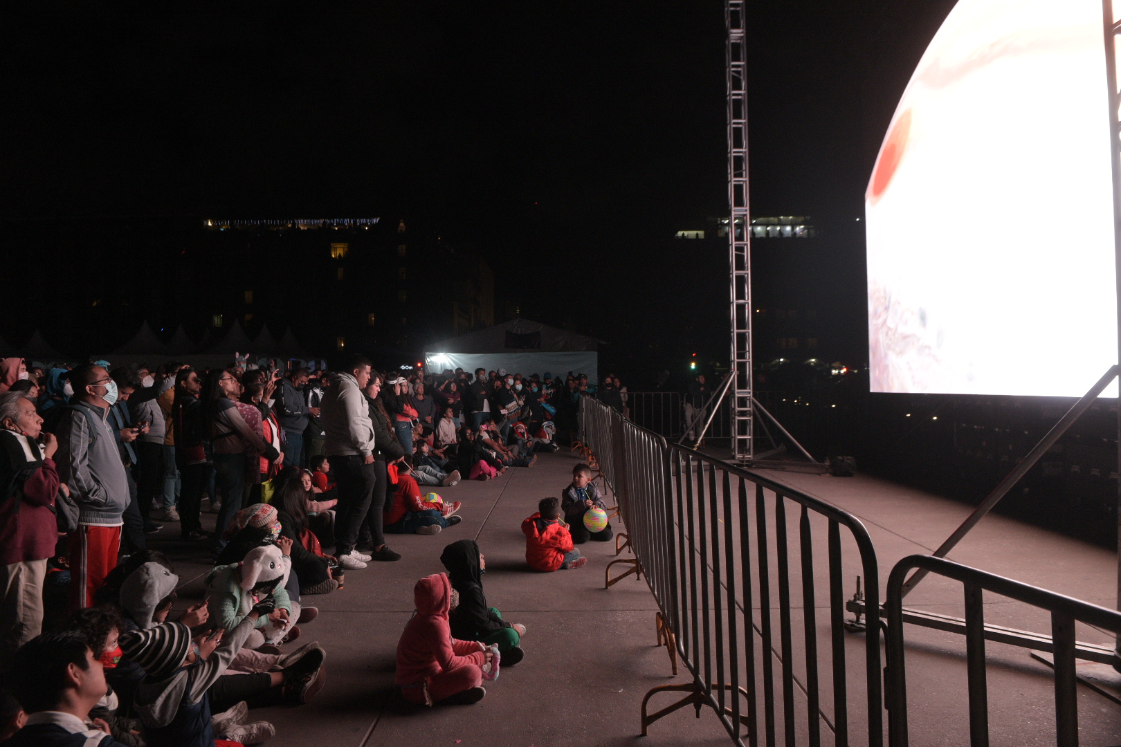 NOCHE DE LAS ESTRELLAS EN EL ZÓCALO (3).JPG