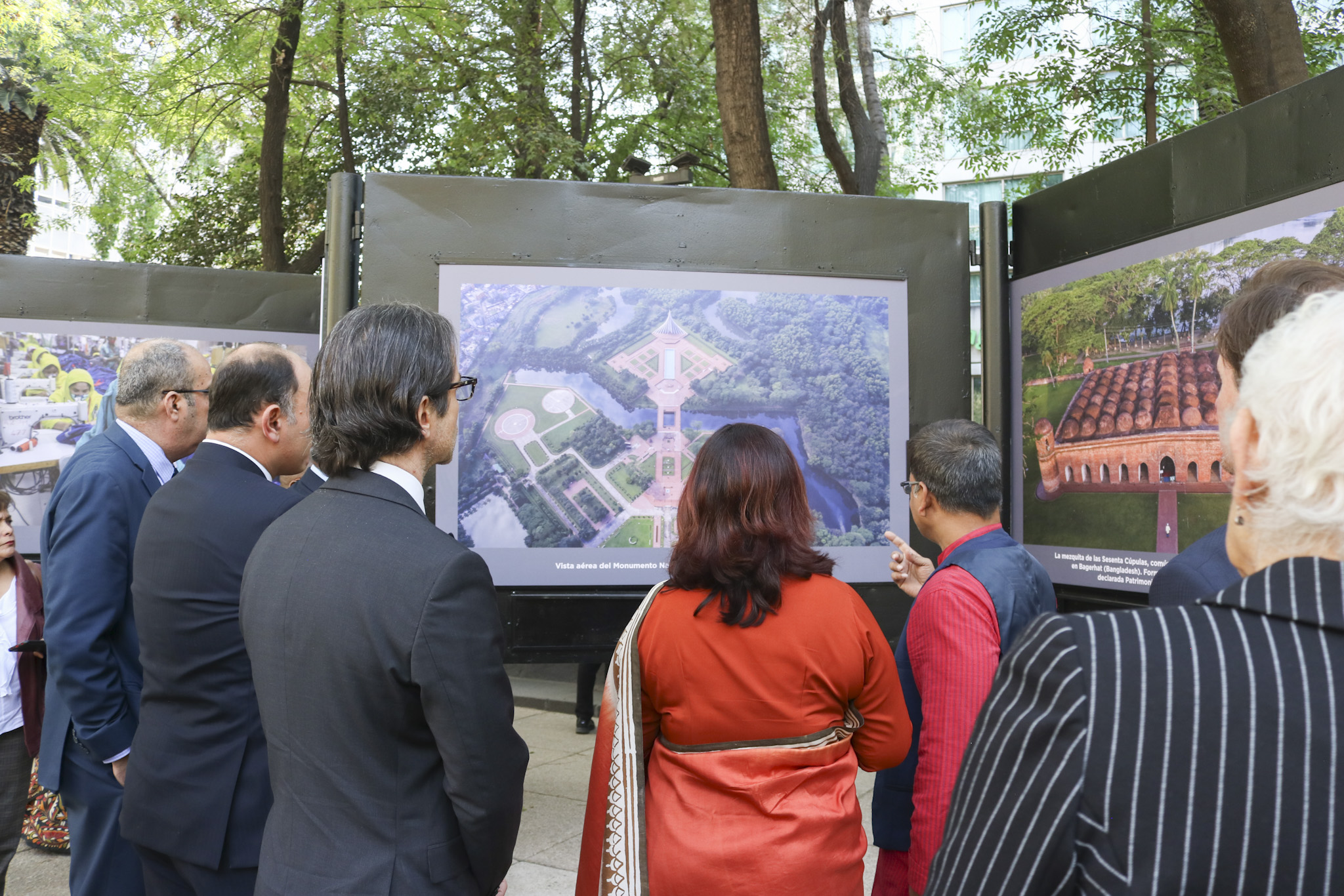 MX JO INAUGURACION EXPO BANGLADESH IN FRAMES   (35).jpg